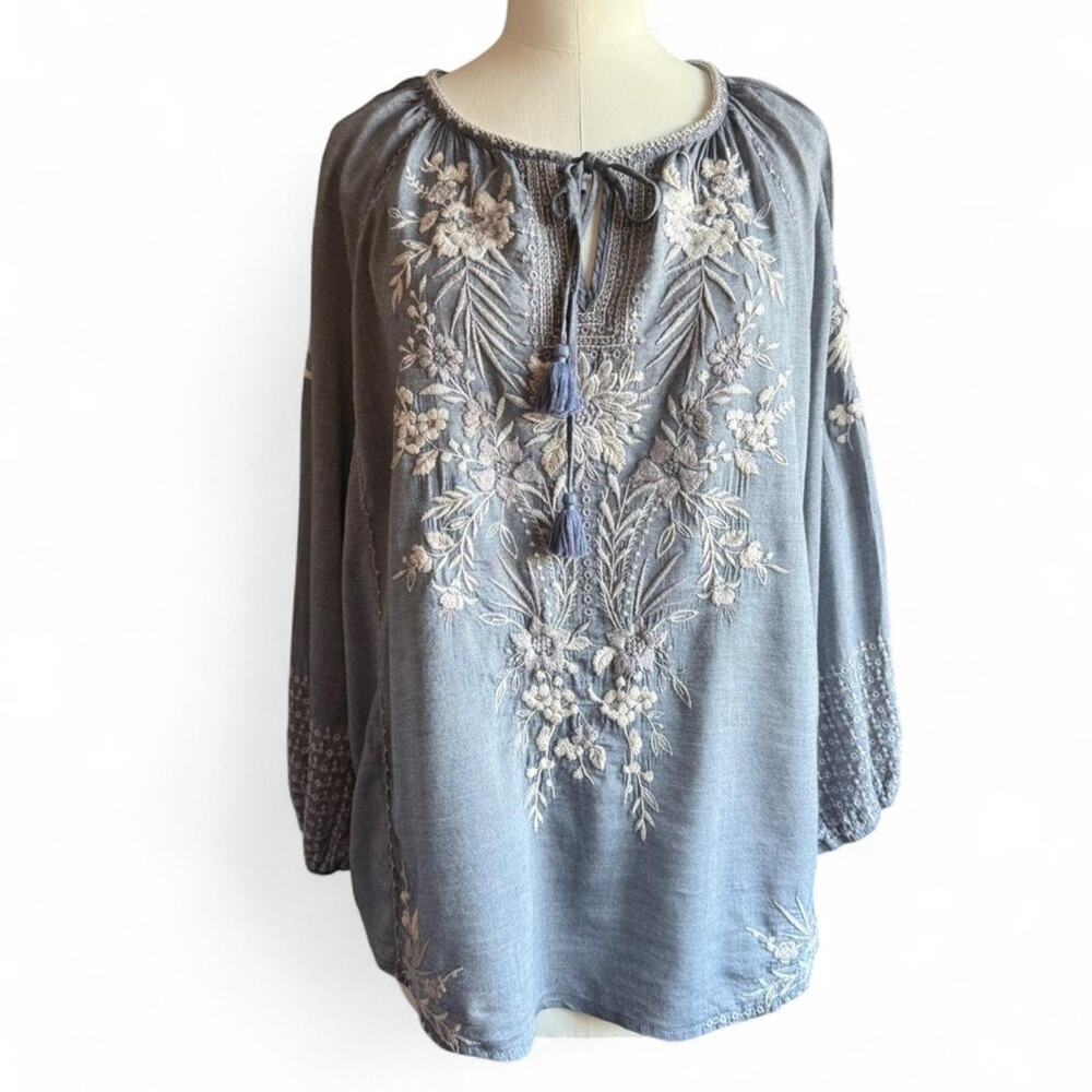 Johnny Was Charcoal Embroidered Blouse (sz L) 359
